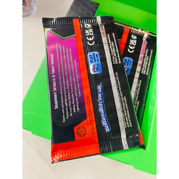 Pokemon TCG: Scarlet & Violet Shrouded Fable Booster Bundle ONE PACK ONLY - Picture 4 of 4